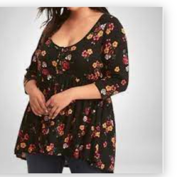 TORRID Size 1 black floral button down baby doll style 3/4 sleeve 🔝 - Picture 3 of 15